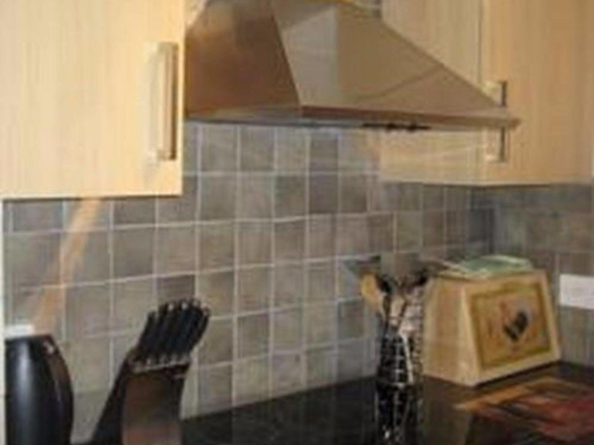 Chamberlin Court Apartment Cambridge  Ngoại thất bức ảnh